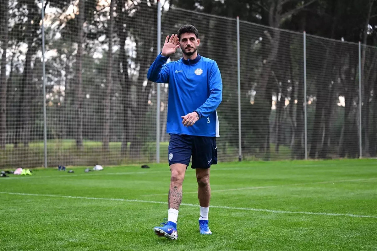Samet Akaydın: Rizespor’a Tam Destek, Dünya Kupası Hedefi