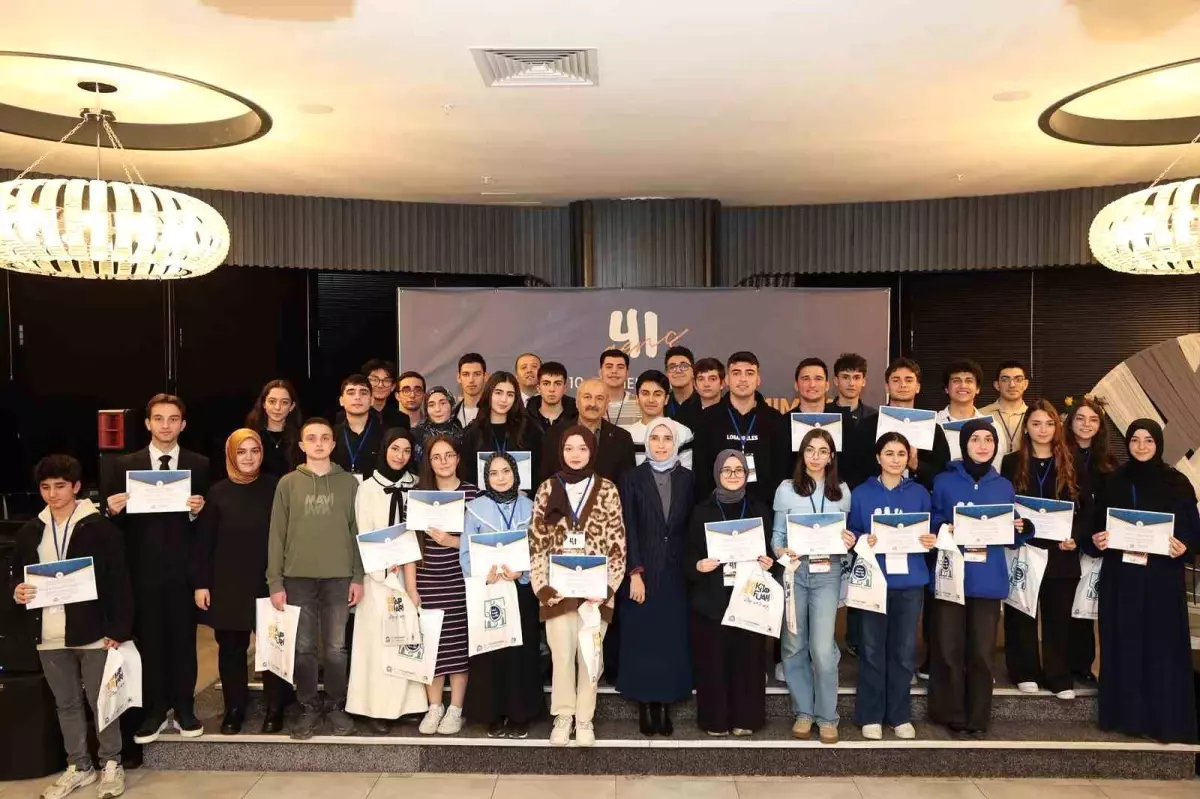 Gebze'de Gençler, 10. Dönem Teknoloji Sertifikalarını Aldı