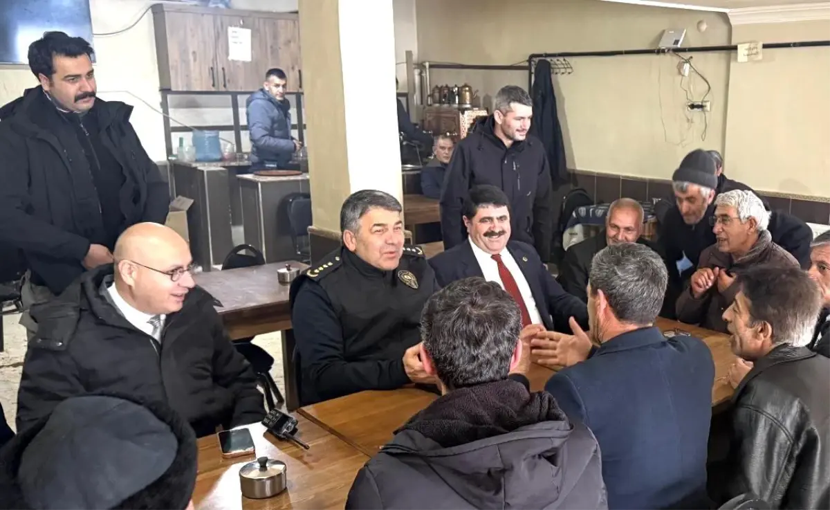 Erzurum’da Emniyet Müdürü Karaburun’dan Köprüköy’de Mahalle Sakinleriyle Huzur Buluşması