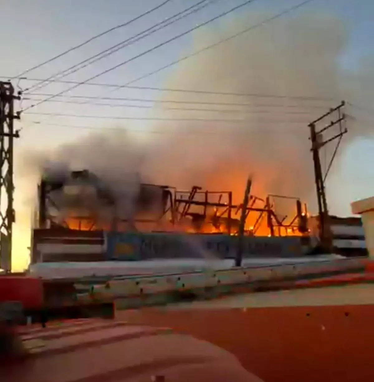 Eğil'de Kafede Çıkan Yangın Hızla Kontrol Altına Alındı