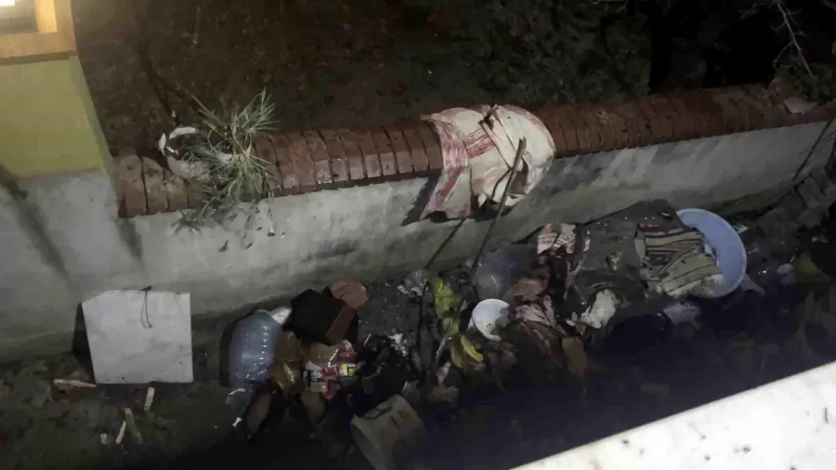 Sakarya’nın Kaynarca İlçesinde Balkon Yangını Kontrol Altına Alındı