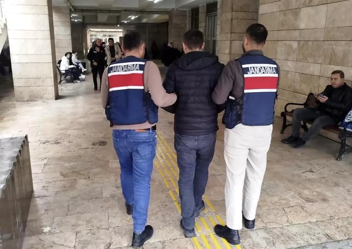 Samsun’da 15 Yıllık Hapis Cezalı Hırsız Jandarma Operasyonuyla Yakalandı