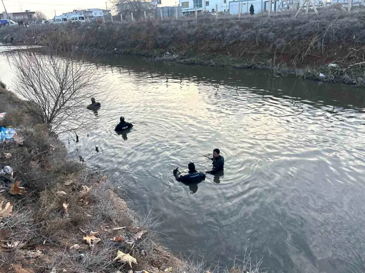 Harran’da Kaybolan Sürücü Halil Gündüz İçin Arama Çalışmaları Sürüyor