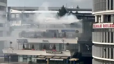 İtfaiye ekiplerinin yangına müdahalesi