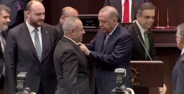 Yeni milletvekilleri AK Parti grup toplantısında