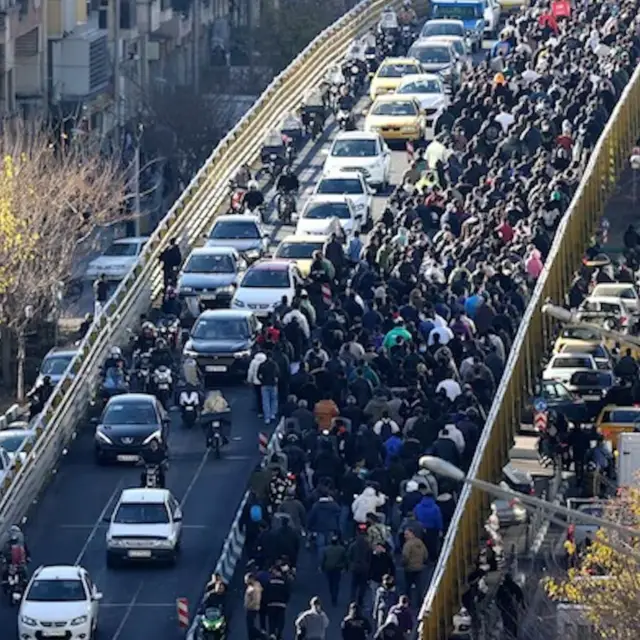 Tahran’da Rus kargo uçakları