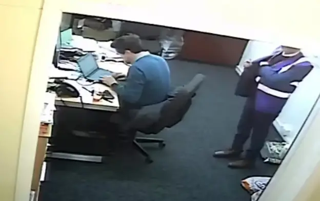 Polis ekipleri okulda