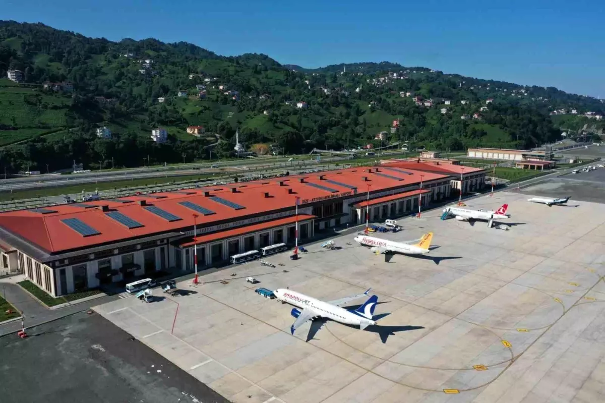 2023'te Havayolu Yolcu Sayısı Cumhuriyet Tarihinde Rekora Ulaştı