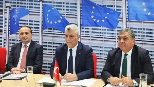 Bakan Bolat, AB Komiseri ile Ticaret ve Ekonomik Güvenlik Konularını Görüştü