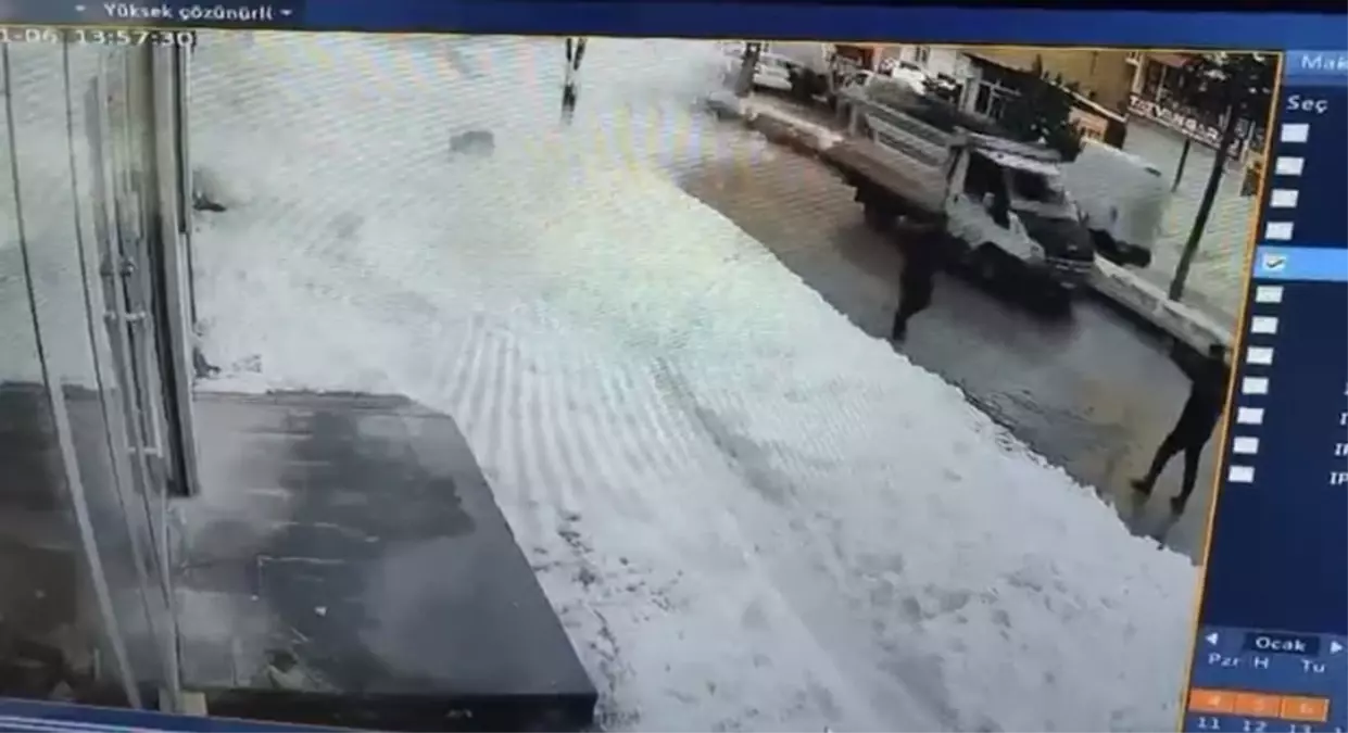 Bitlis’te Çatıdan Düşen Kar Kütlesi 21 Yaşındaki Genç Kadını Öldürdü