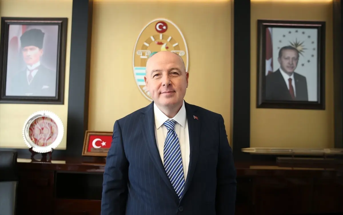 Denizli Valisi Coşkun, 2025 Yılın Kareleri Oylamasında Gözü Kırdı