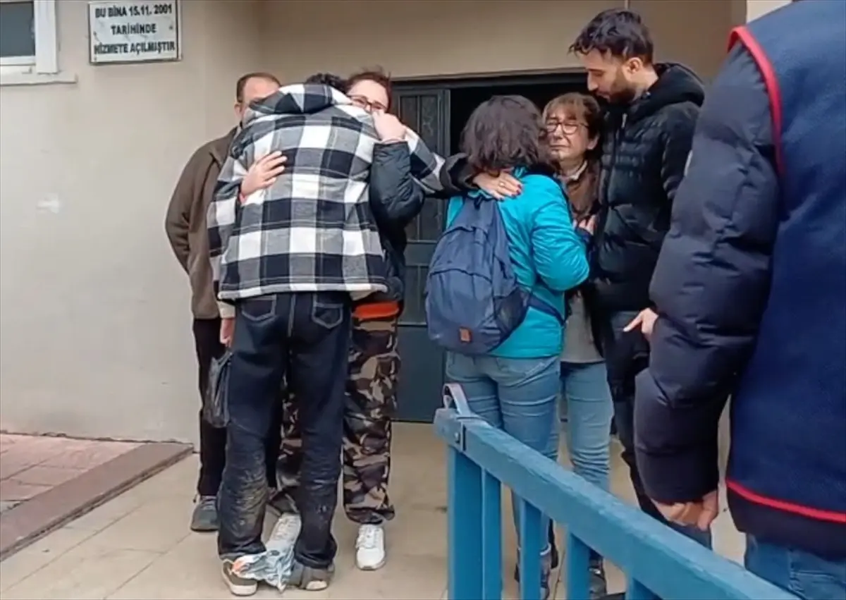 Sisli Kazdağları’nda Kayıp Üç Yürüyüşçü 12 Saatte Güvenli Şekilde Bulundu