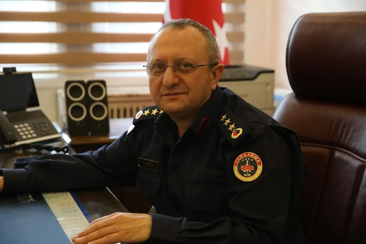Jandarma Komutanı Sadi Akman’dan AA Yılın Kareleri Seçimi
