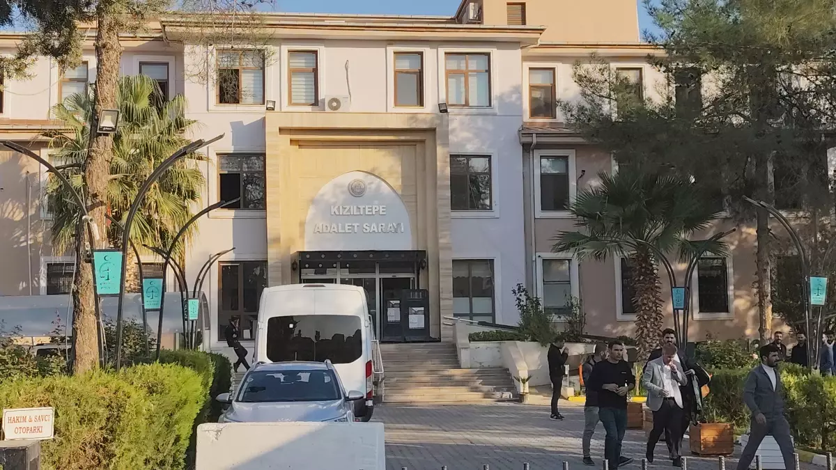 Mardin'de Kadın ve Çocukları Darbe Eyleminden Şüpheli A.K. Tutuklandı