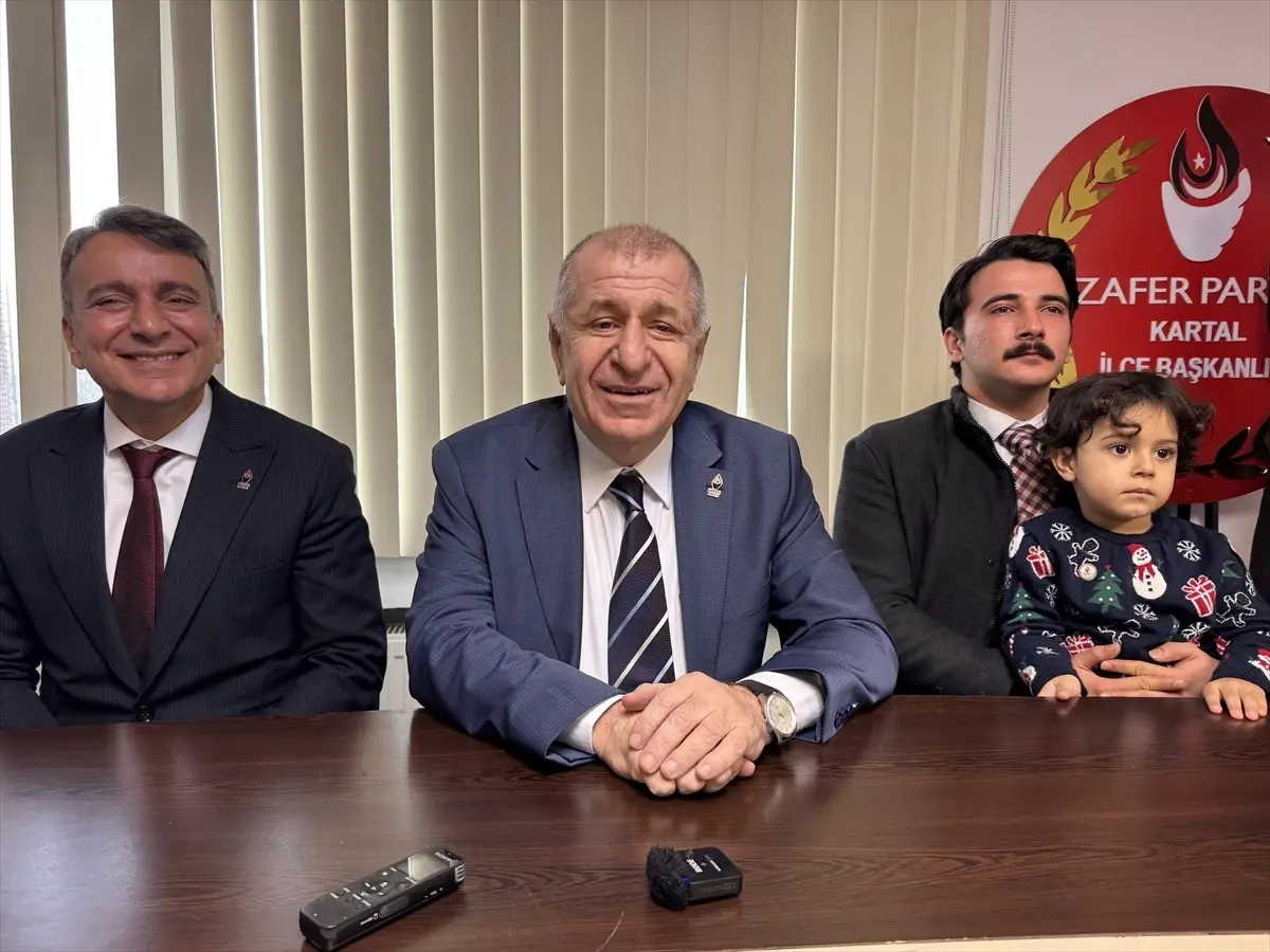 Zafer Partisi Ümit Özdağ’ın Kartal İlçe Başkanlığı Açılışı Yoğun Katılım Aldı