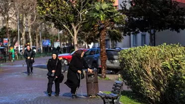 Bursa’da rüzgar etkili görüntüsü