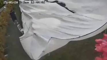 Kemerin devrilmesiyle oluşan kazanın fotoğrafı