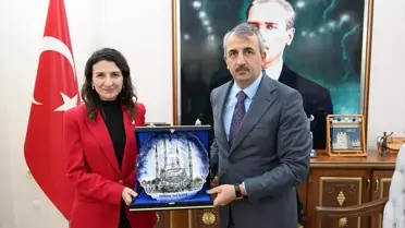 Vali Sezer ve Kaymakam Ayık toplantı sırasında