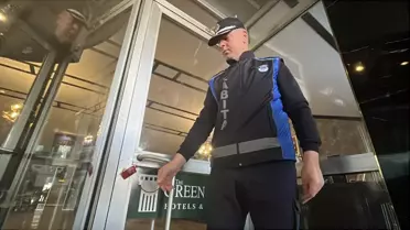 Mühürlenmiş Otel Girişi