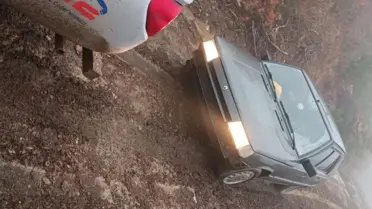 Arama ekibi ve kurtarılan kişiler