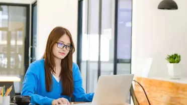 Üniversite Mezunları İş Gücünde Öncü Konumda