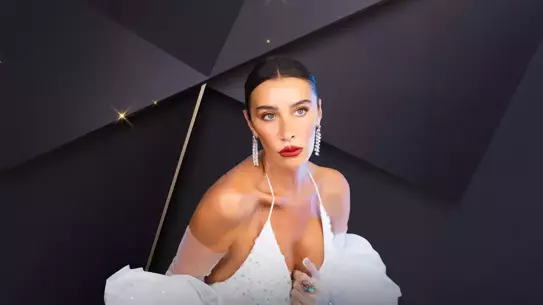 Sıla’nın sahne performansı fotoğrafı