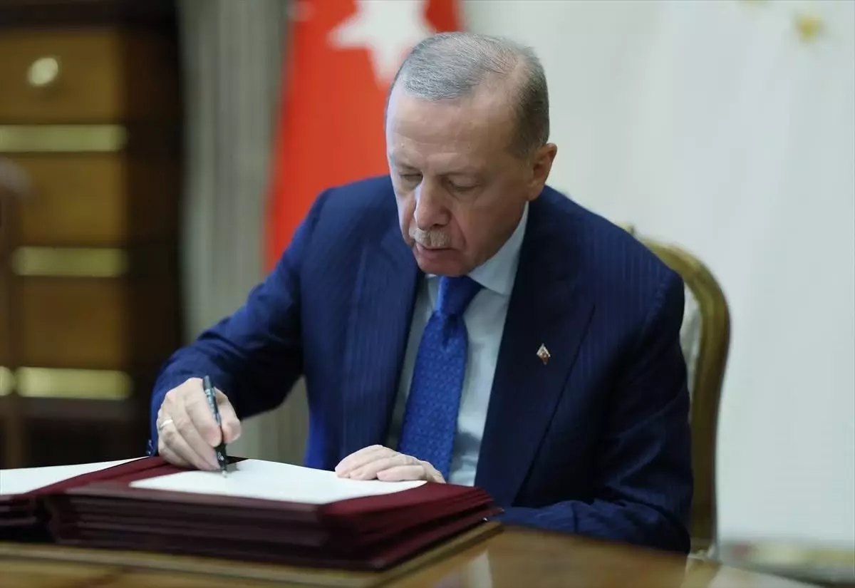 Erdoğan imzaladı: 7 vali merkeze çekildi, 19 ilde yeni yöneticiler atandı