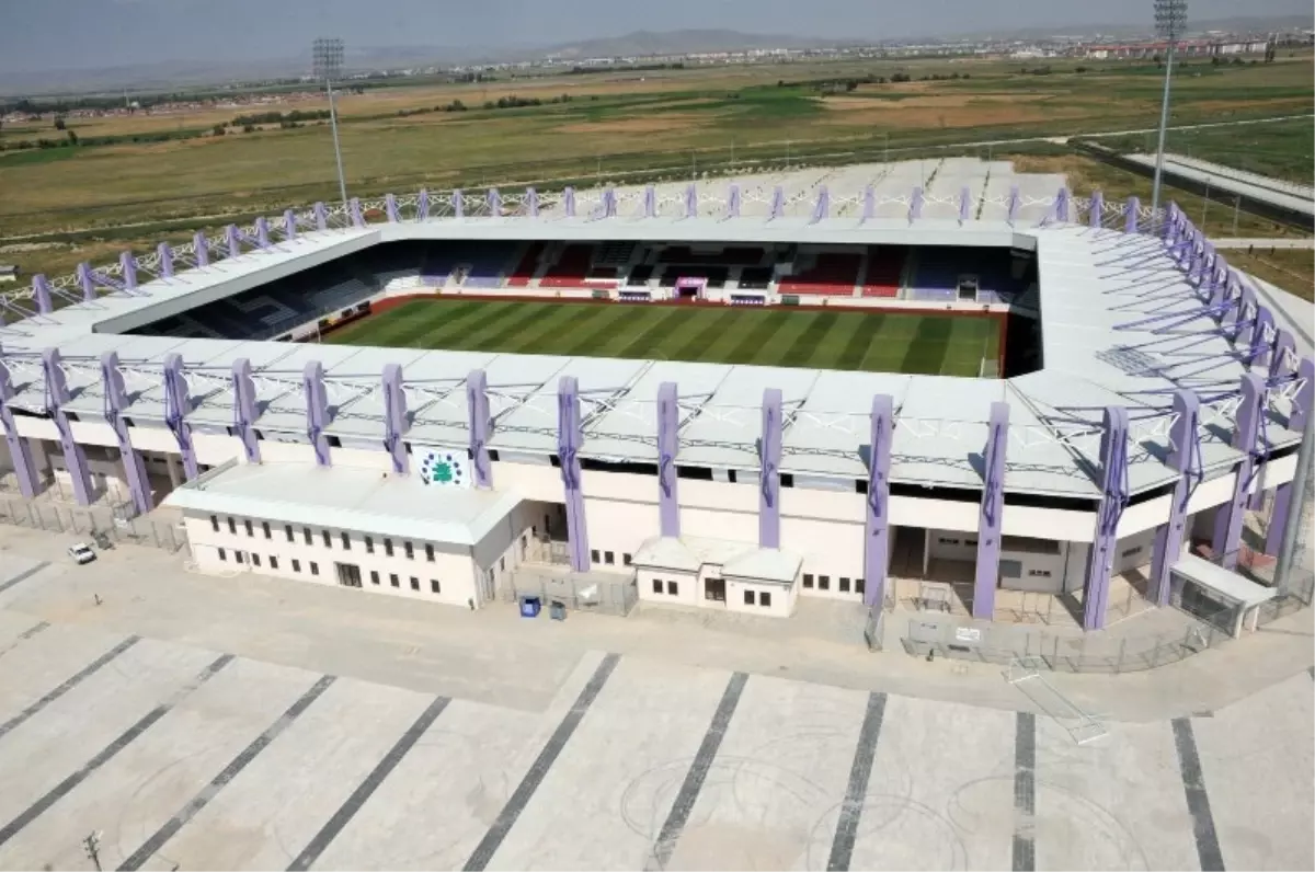 Karşıyaka’nın Deplasman Yasağı Tepkisi: Taraftarlar Seslerini Duyuruyor