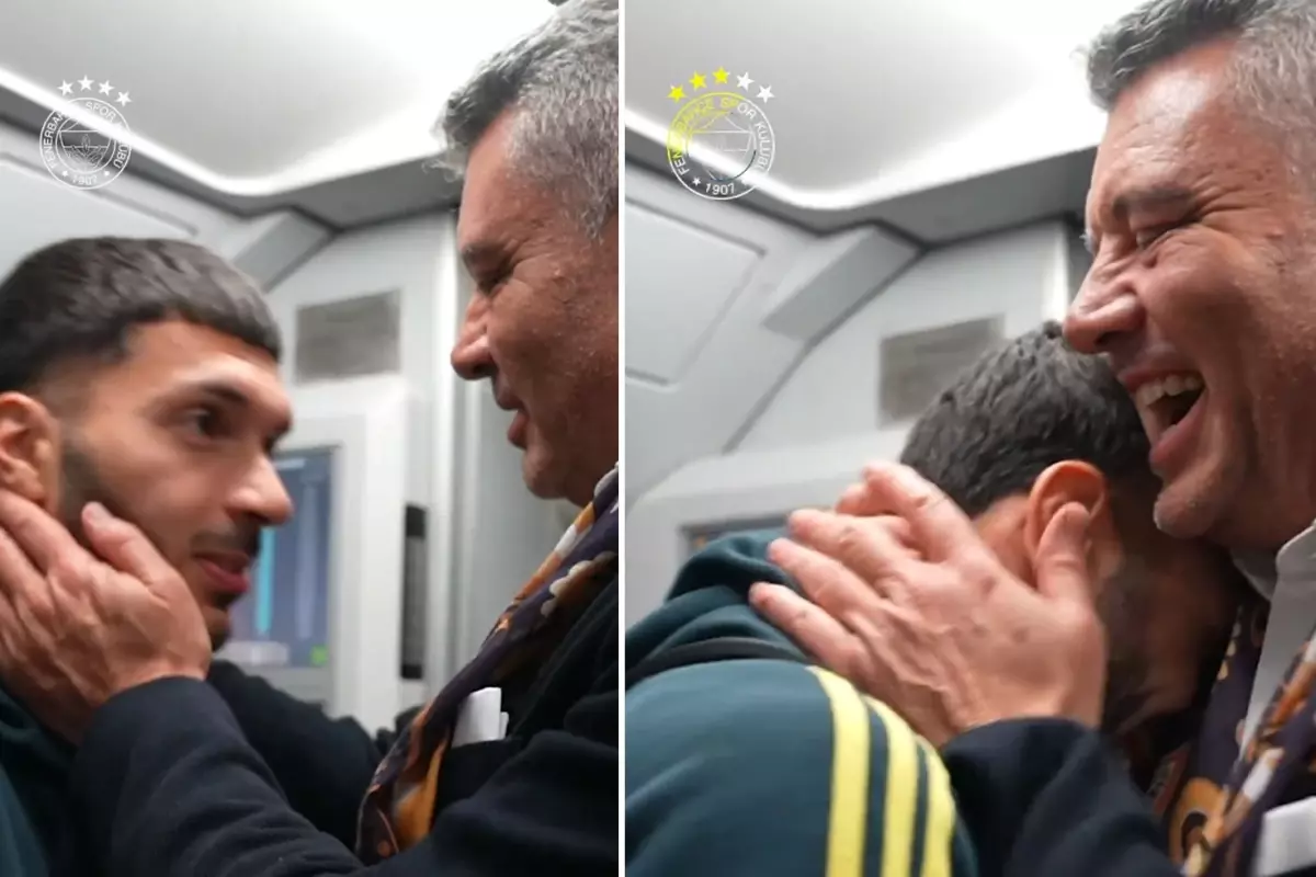 Sadettin Saran ve Oğuz Aydın otobüste