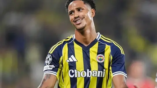 Fenerbahçe, Jayden Oosterwolde'ye İngiltere Teklifini Reddetti: Yıldız Takımda Kalıyor