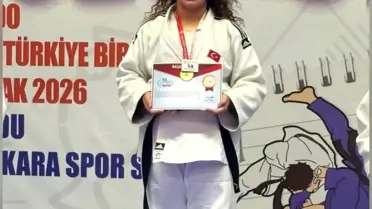Mürüvetnur Özkan, Judo +70 kg Kategorisinde Türkiye Şampiyonluğunu Kazandı