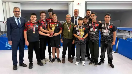 Masa Tenisi Maçından Bir Kare