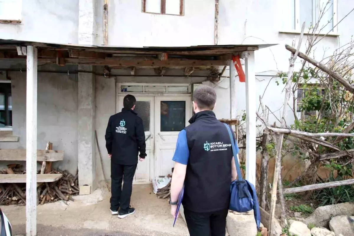 Kocaeli Büyükşehir Belediyesi 1.834 Vatandaşa 19.923 Evde Bakım Hizmeti Sunuyor