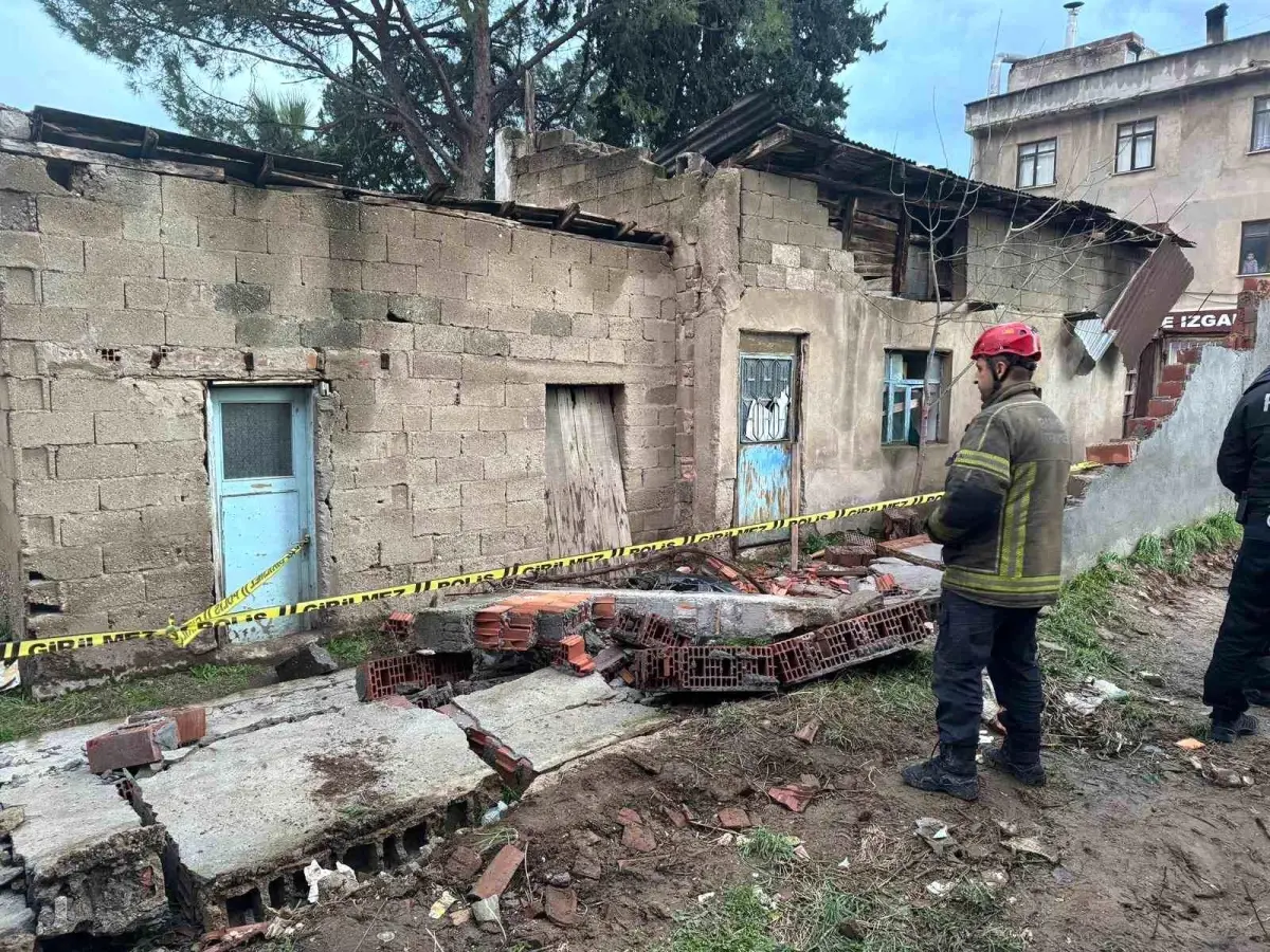 Bursa’nın Kestel İlçesinde Lodos Nedeniyle Duvar Çökmesi: 22 Yaşındaki Genç Hayatını Kaybetti