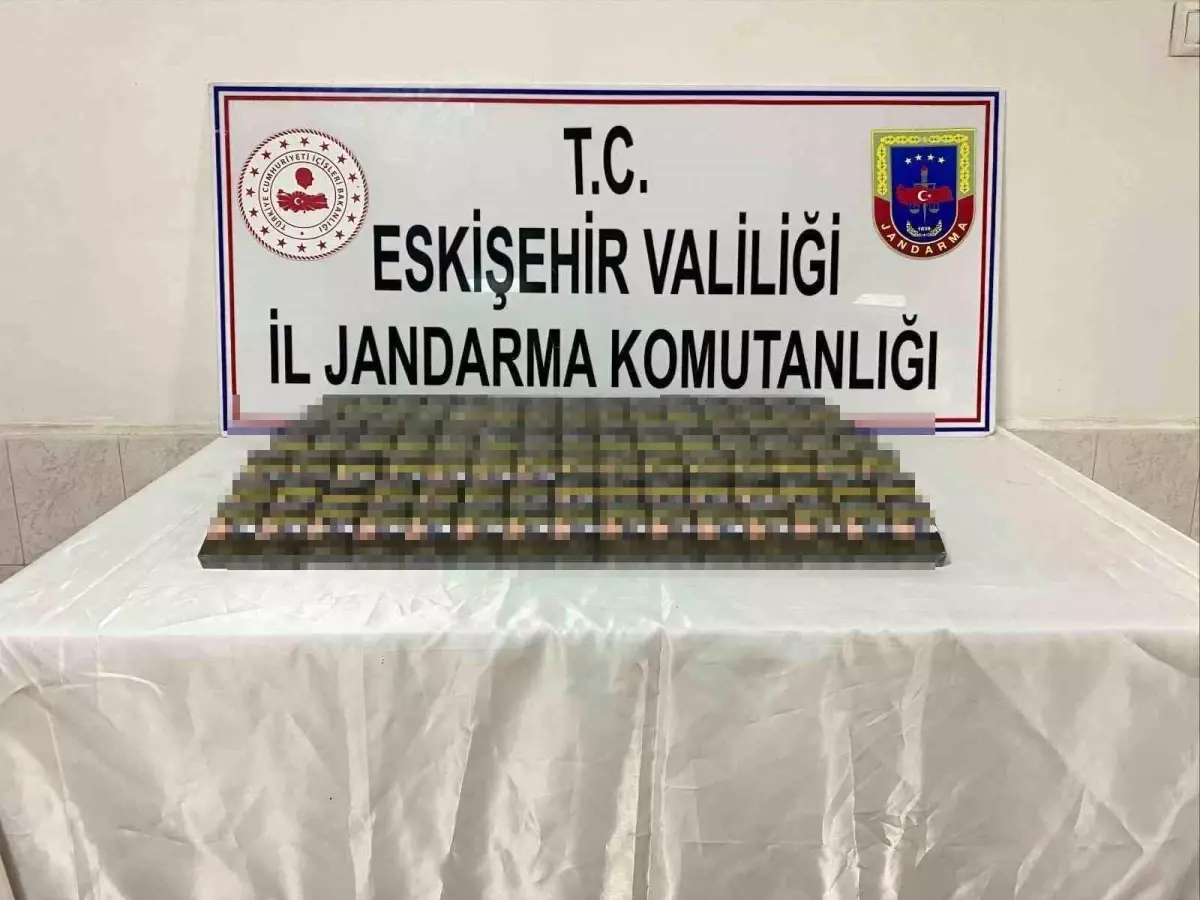 Eskişehir Jandarmasından 187 Paket Kaçak Sigara Operasyonu