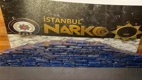 Ele geçirilen eroin paketleri