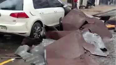 İstanbul’da Şiddetli Lodos ve Yoğun Yağış Şehri Sarsıyor