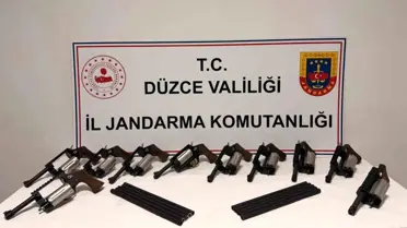 Düzce Jandarması'ndan Kaçak Silah Şebekesine Darbe