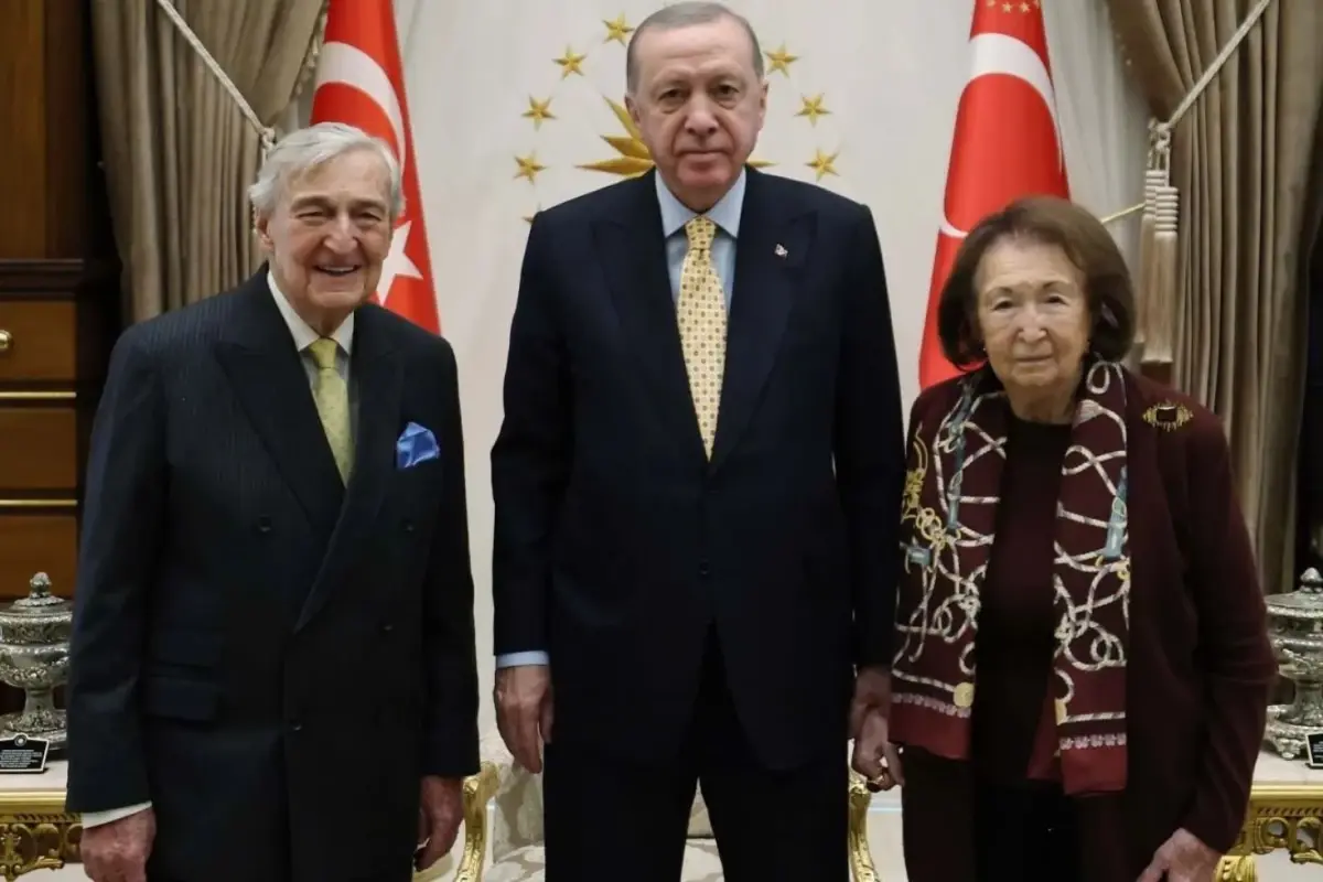 Erdoğan, Koç Holding Şeref Başkanı Rahmi Koç ve Semahat Arsel ile Özel Görüşme Gerçekleştirdi