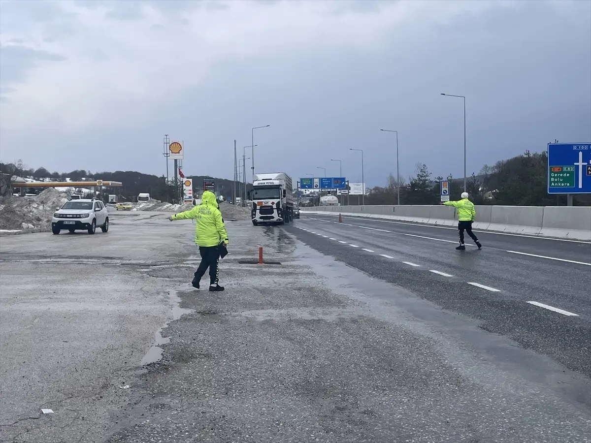 Bolu Dağı’nda Zincirsiz Araçlara Yaptırılan 20 Ceza