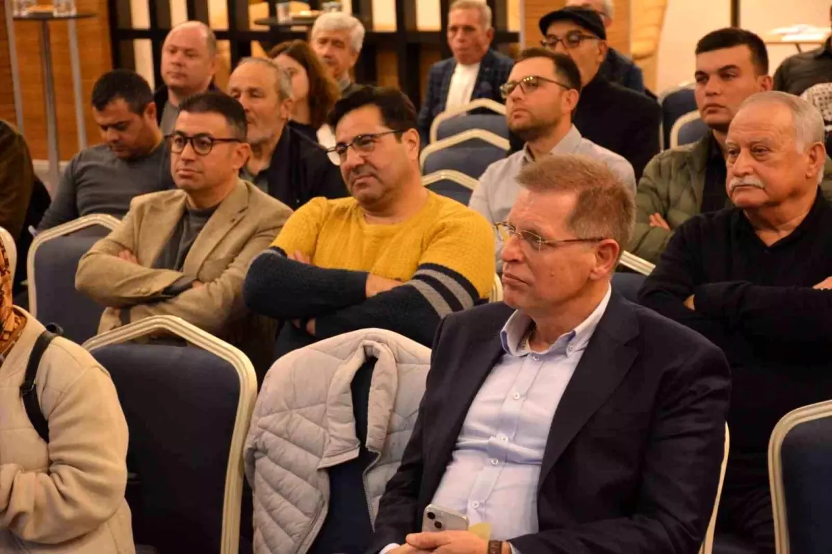 Manisa’da Zeytin Verimliliği ve Kalite İçin Özel Eğitim Düzenlendi