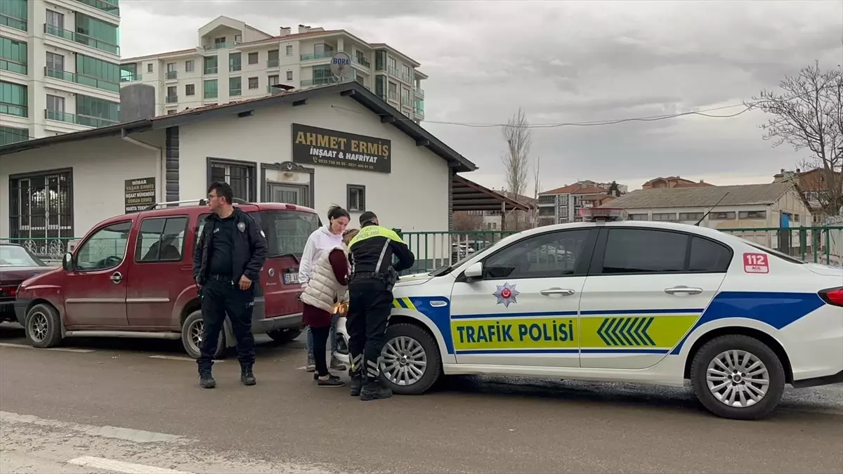 Aksaray’da 3 Yaşındaki Çocuk Trafik Kazasında Yaralandı: Sağlık Durumu İyi
