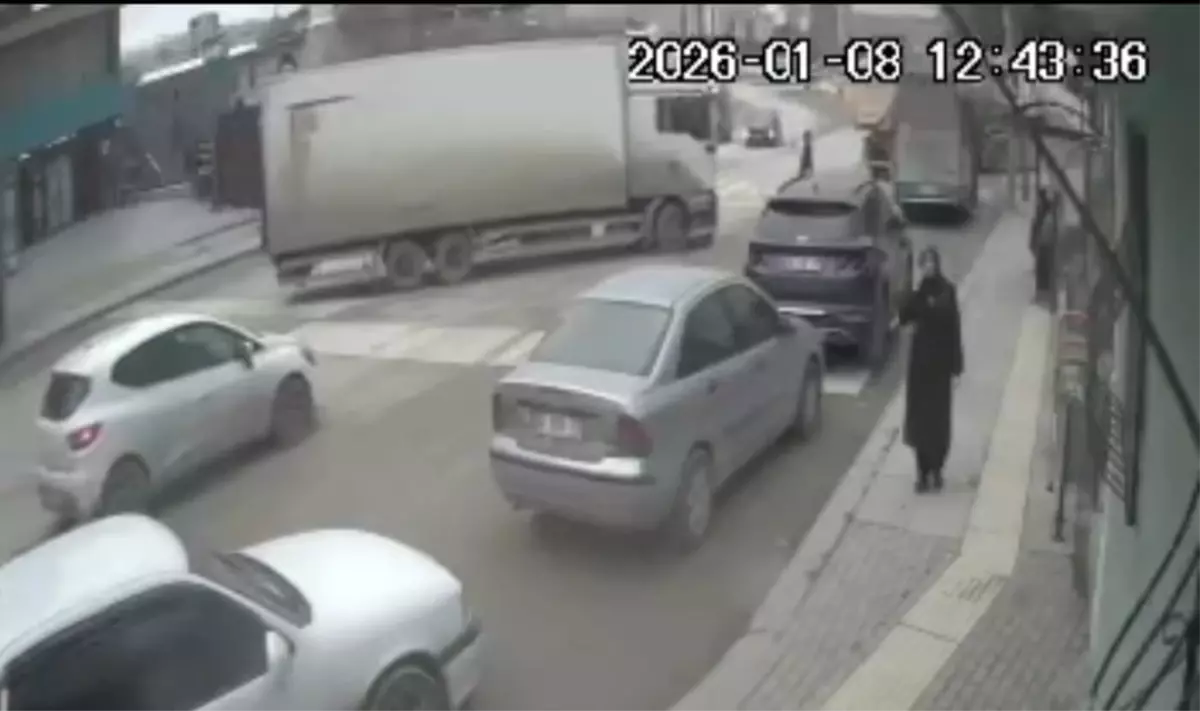 Ankara’da Hafriyat Kamyonunun Altında Kalan Yaşar Demirel Hayatını Kaybetti