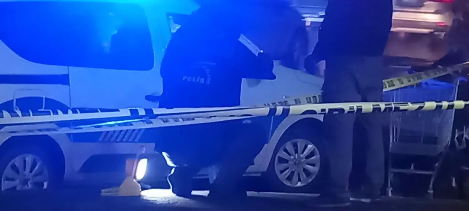 Adapazarı'nda Şok Bıçaklı Kavga: Kazım Gezer Hayatını Kaybetti