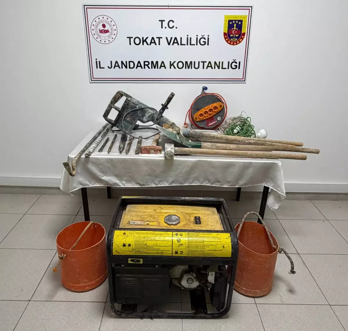 Tokat'ta Kaçak Kazı Şebekesi Çökertildi: 6 Şüpheli Gözaltına Alındı