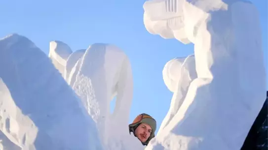 Harbin Kardan Heykel Yarışması’nda sergilenen heykeller