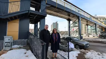 Üst geçidin detaylı fotoğrafı