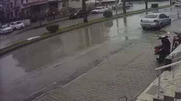 Kamyonetin çarpma anı