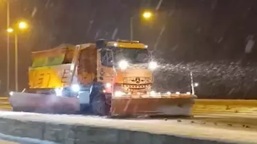 Erzincan karayollarında kar temizleme ekipleri