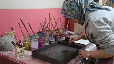 Ebru kursunda yapılan çalışmalar